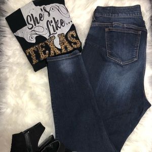 Torrid Bombshell Skinny Jeans Like New